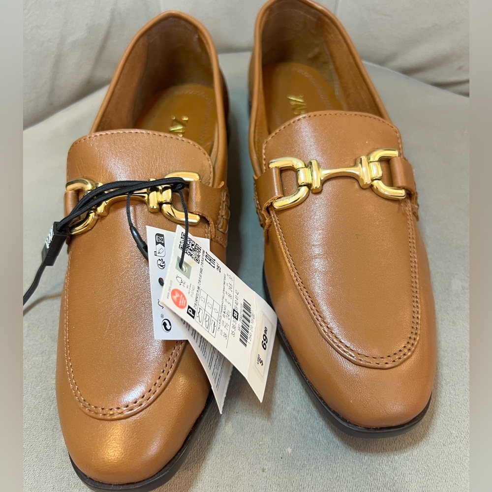 NWT Zara Leather Horsebit Loafers Size 38 (US 7.5)